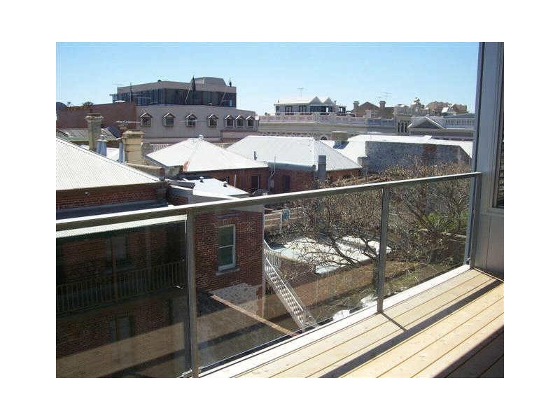 7/32 Henry Street, Fremantle WA 6160