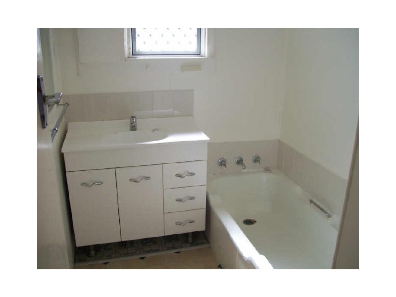 2 Dion Place, Coolbellup WA 6163