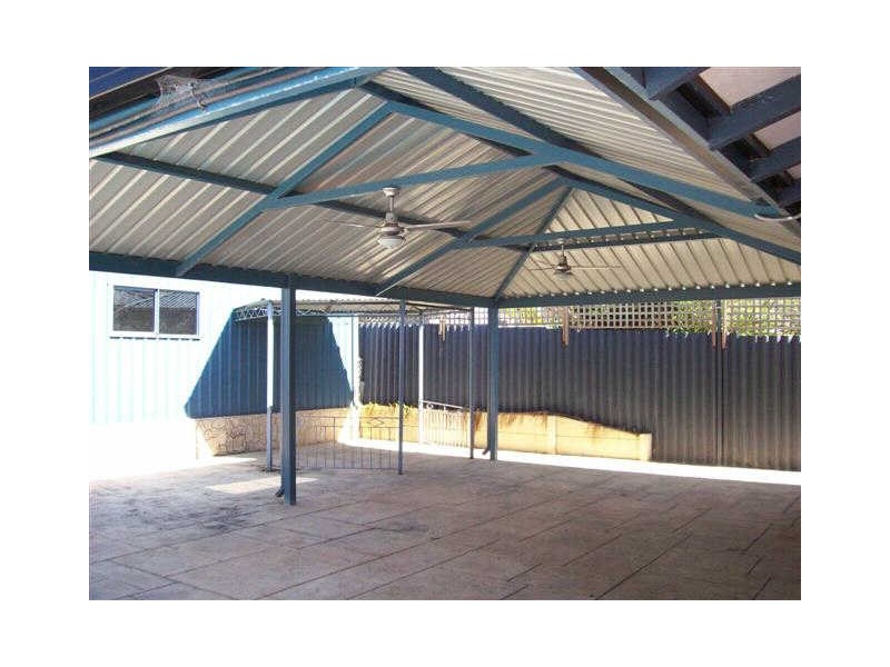 2 Pausin Crescent, Bibra Lake WA 6163