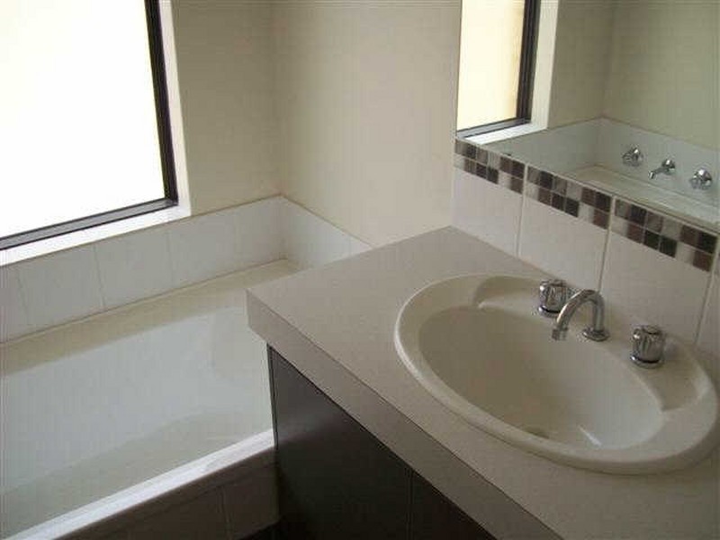 5 Gorman Place, Calista WA 6167