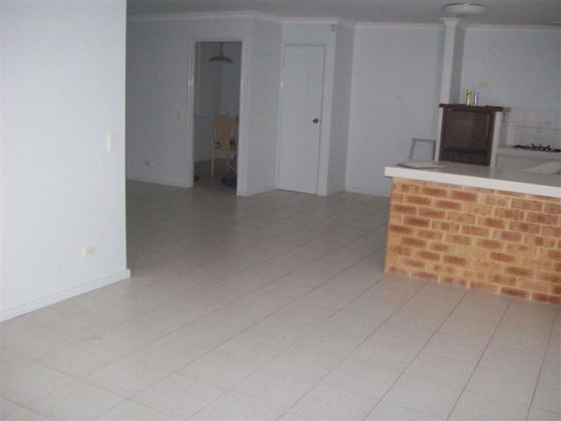 32A Frawley Gardens, Murdoch WA 6150