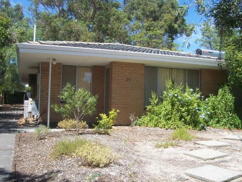 37A Holmes Street, Shelley WA 6148