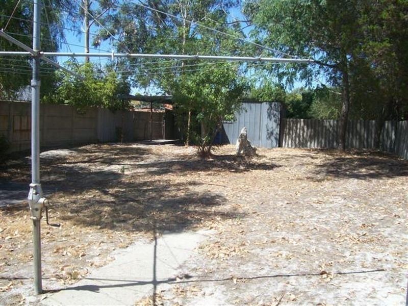 37A Holmes Street, Shelley WA 6148