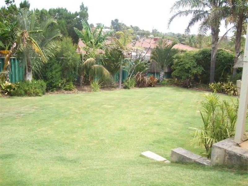 55 Cervantes Loop, Yangebup WA 6164