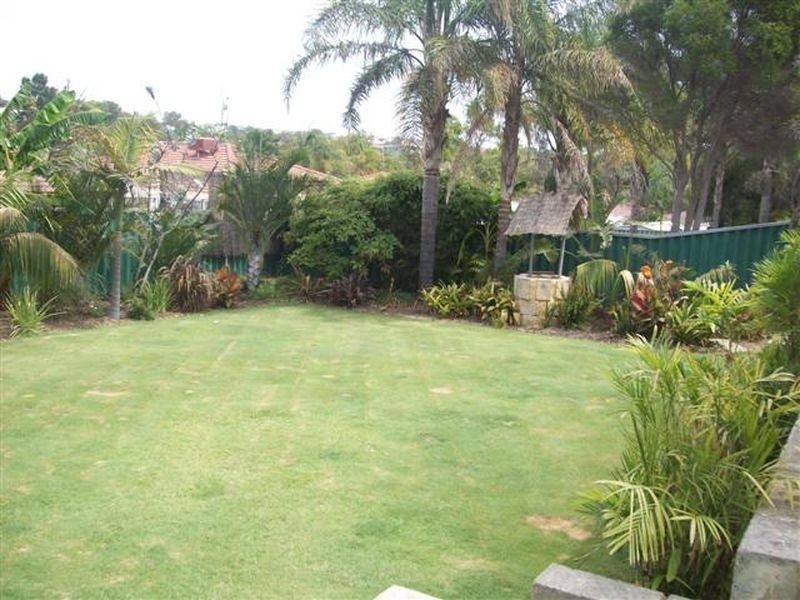 55 Cervantes Loop, Yangebup WA 6164