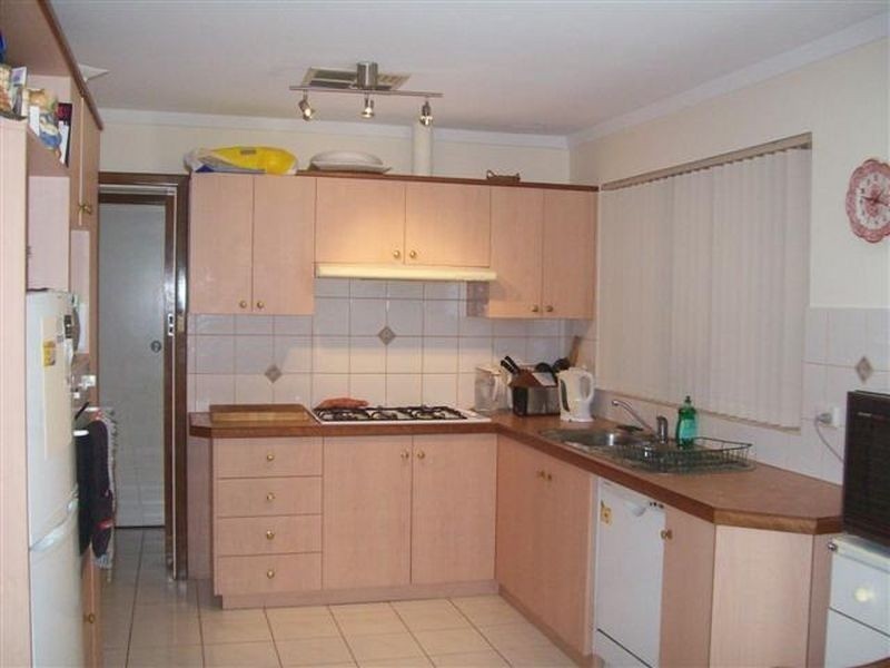 23 Loris Way, Kardinya WA 6163