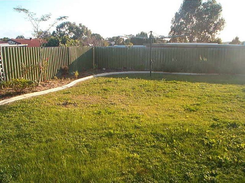 12 Quickly Crescent, Hamilton Hill WA 6163
