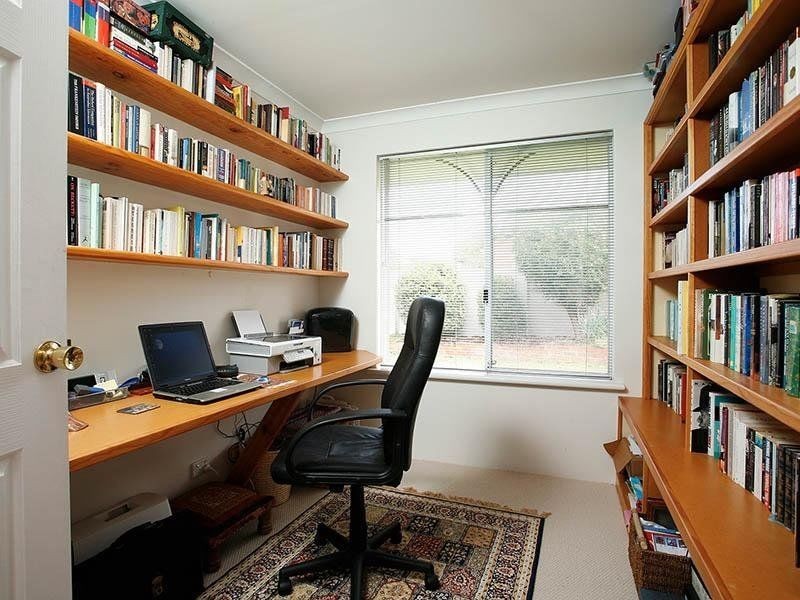 14 Paddington Court, Bibra Lake WA 6163