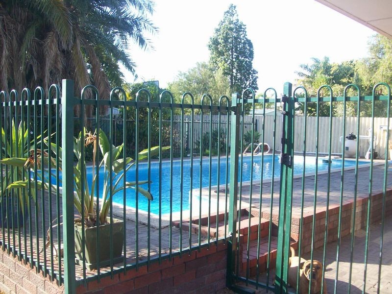 6 Colonial Drive, Bibra Lake WA 6163