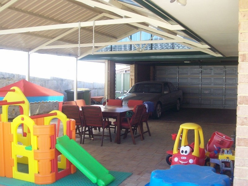 4 Dover Place, Yangebup WA 6164