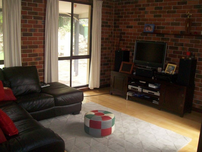 16 Barclay Road, Kardinya WA 6163