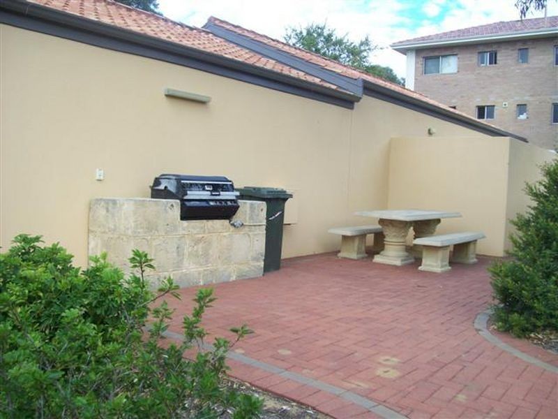 44/79 Waverley Road, Coolbellup WA 6163