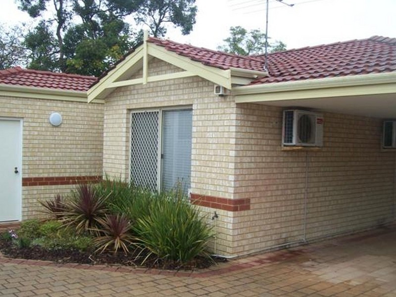 2/31 Archibald Street, Willagee WA 6156