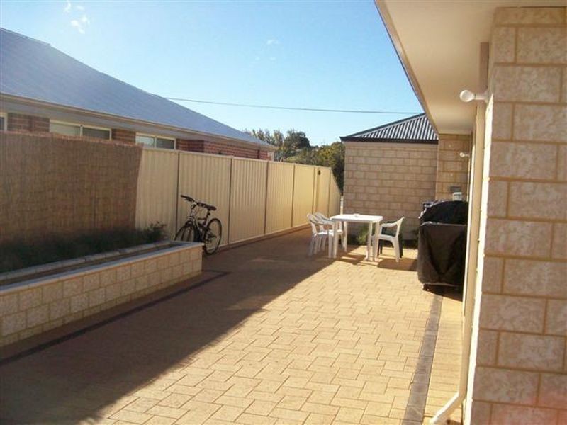 13 Storey Place, Yangebup WA 6164