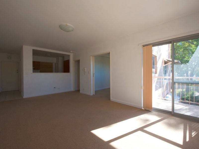 9/15 Friar John Way, Coolbellup WA 6163