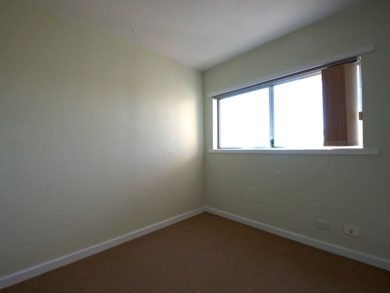 9/15 Friar John Way, Coolbellup WA 6163
