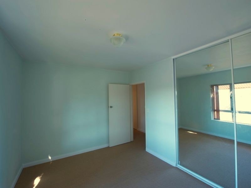 9/15 Friar John Way, Coolbellup WA 6163