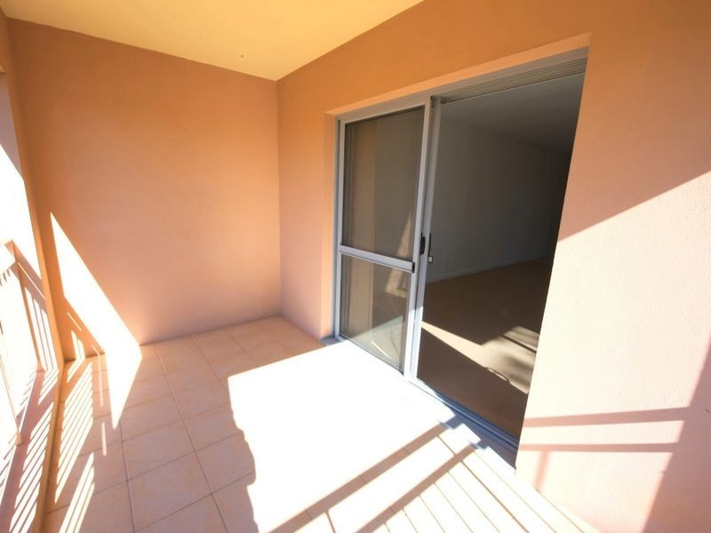 9/15 Friar John Way, Coolbellup WA 6163