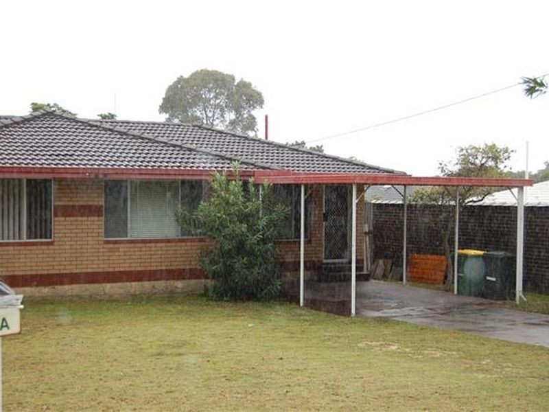 4A Dixon Place, Melville WA 6156