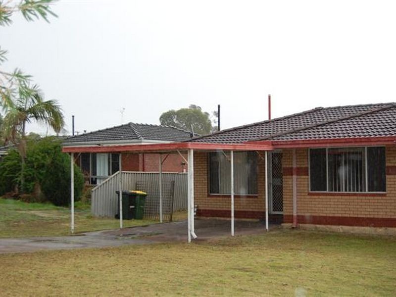 4B Dixon Place, Melville WA 6156