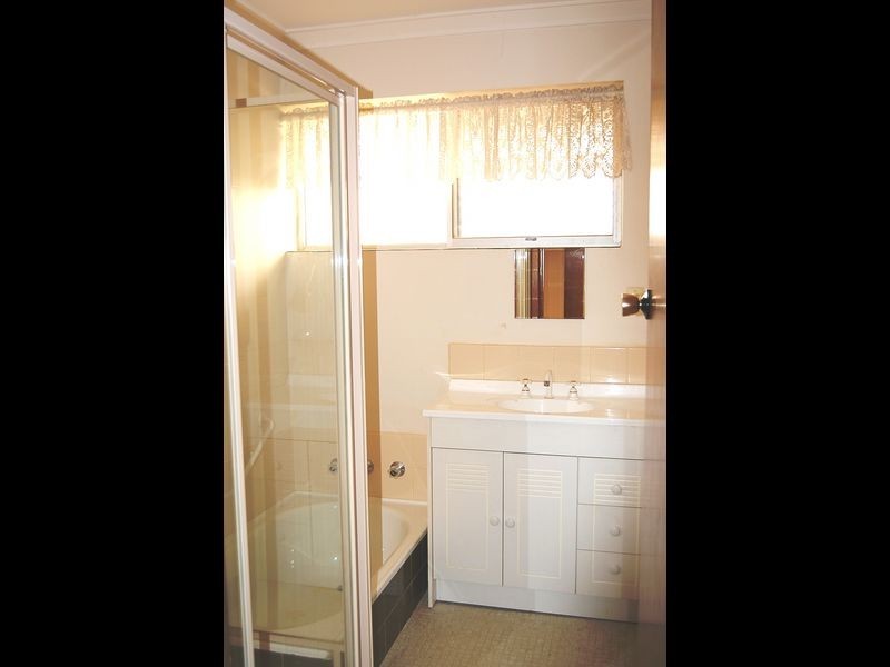 12B Ochilltree Way, Kardinya WA 6163