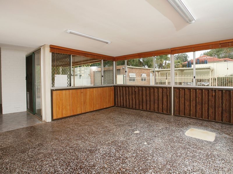 26 Quince Way, Coolbellup WA 6163