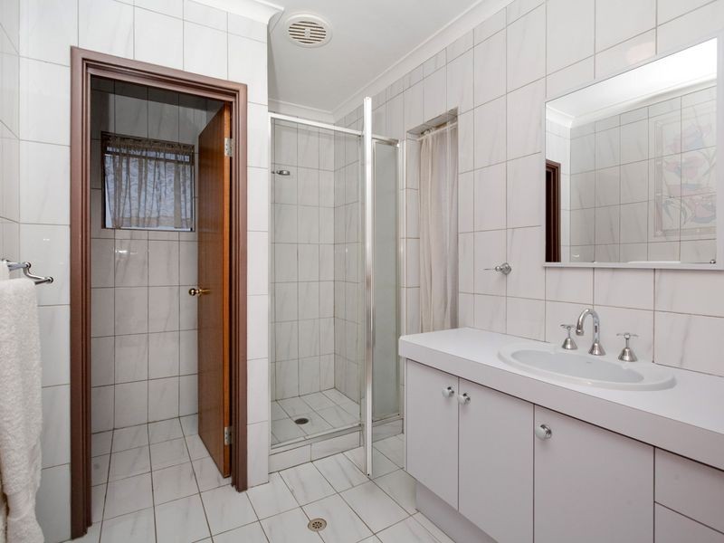 5 Whelan Road, Kardinya WA 6163