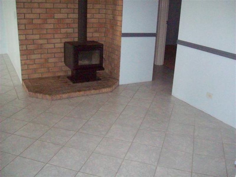 24 Gidgi way, Waikiki WA 6169