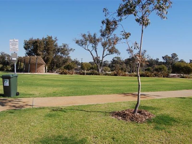 22 Mosman Loop, Success WA 6164