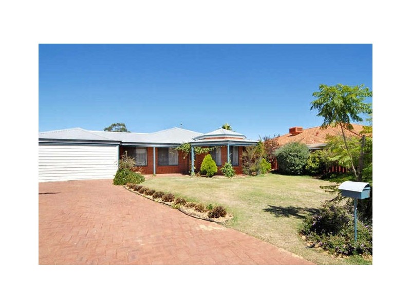 5 Pomaderris Place, South Lake WA 6164