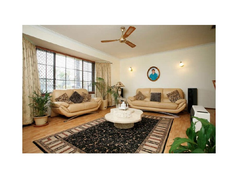 9 Marlene Way, Bibra Lake WA 6163