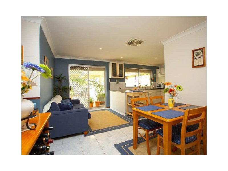 10 Stanbury Place, Kardinya WA 6163