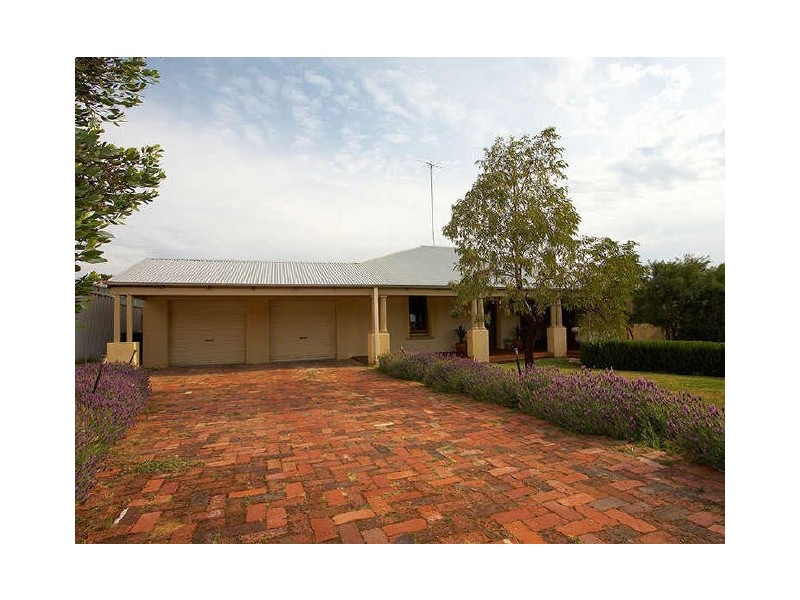 23 Barrington Street, Munster WA 6166