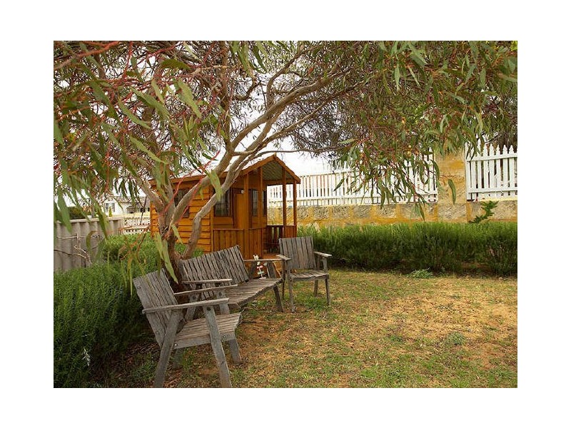 23 Barrington Street, Munster WA 6166