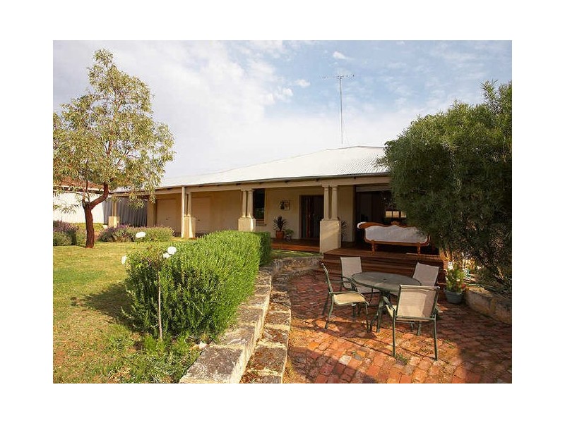 23 Barrington Street, Munster WA 6166