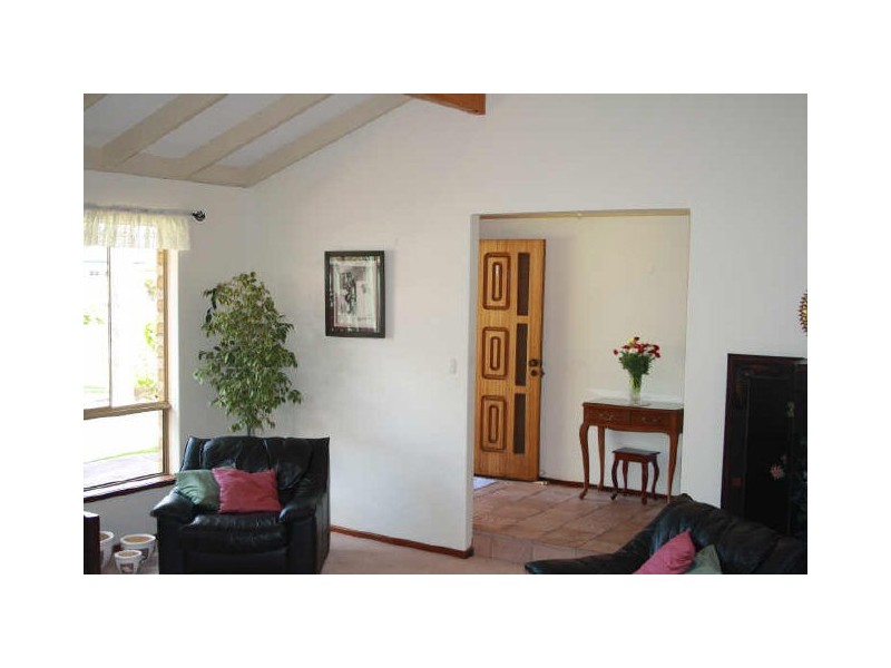 7 Needwell Road, Bibra Lake WA 6163