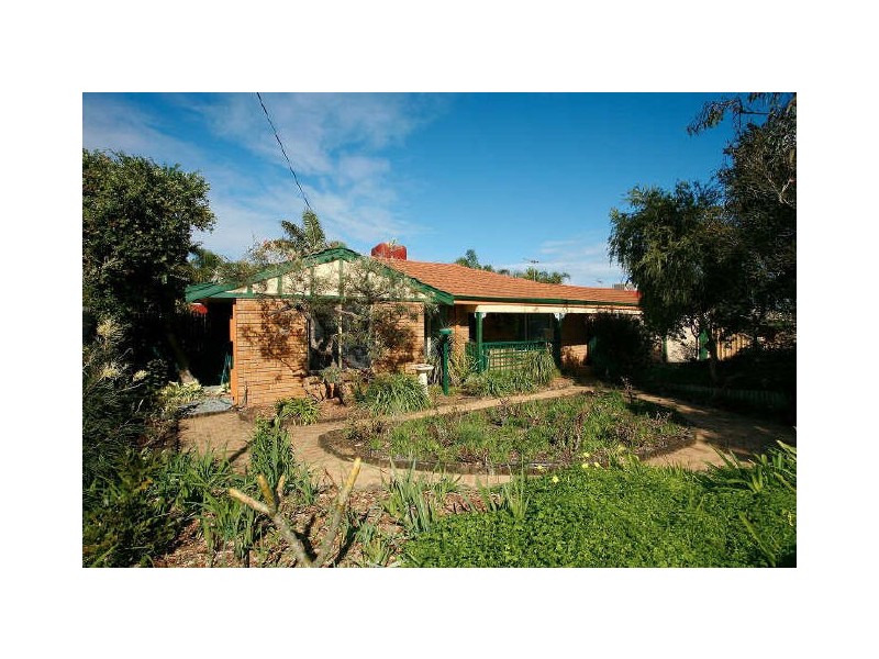 13 Du Maurier Road, North Lake WA 6163