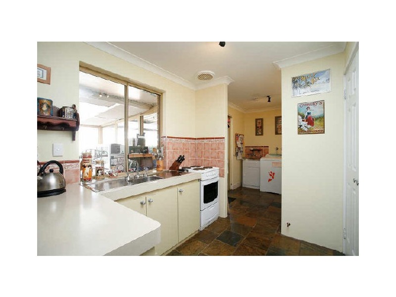 13 Du Maurier Road, North Lake WA 6163