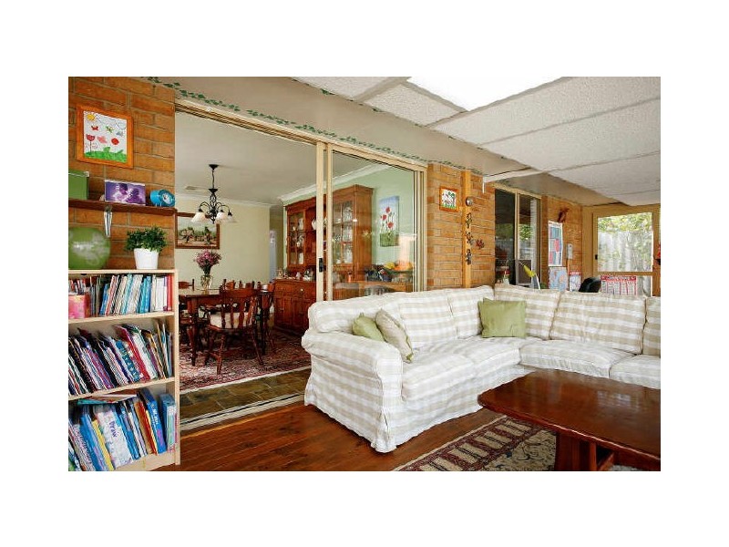 13 Du Maurier Road, North Lake WA 6163