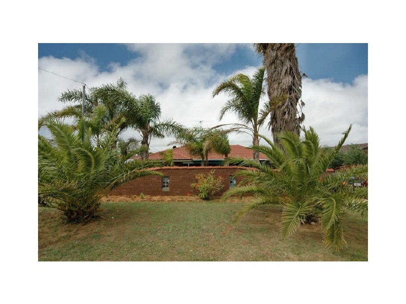 28 Hamilton Road, Hamilton Hill WA 6163