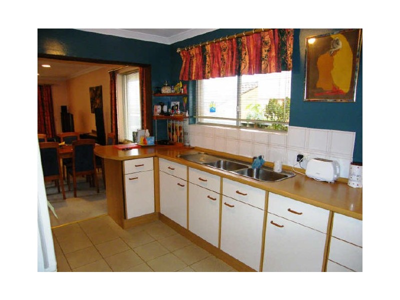 12 Burney Court, Kardinya WA 6163