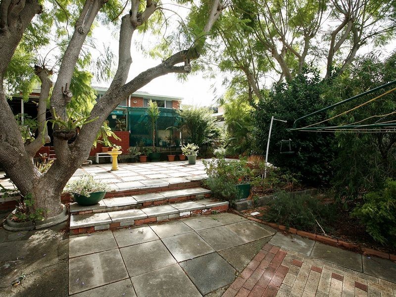 101 Leach Highway, Willagee WA 6156