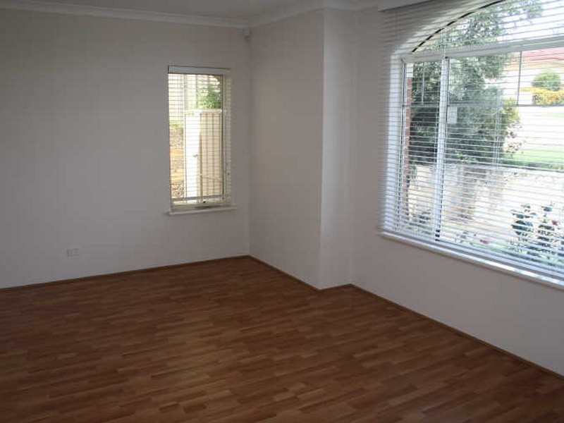 17 Tindal Avenue, Yangebup WA 6164