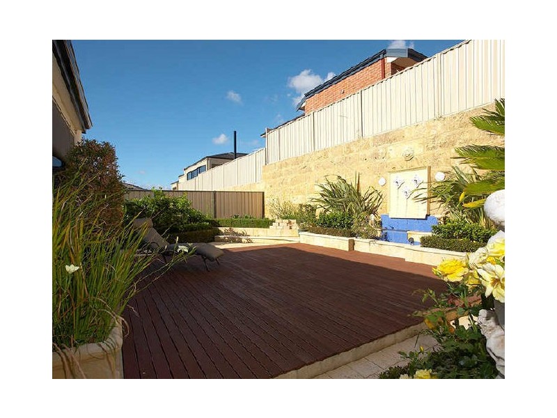 13 Bundegi Grove, Yangebup WA 6164