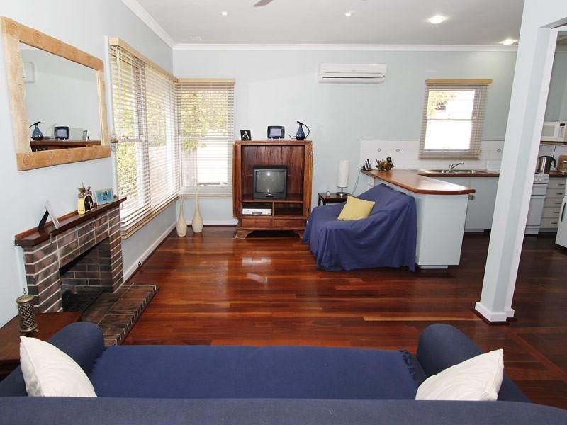 27 Ferdinand Crescent, Coolbellup WA 6163