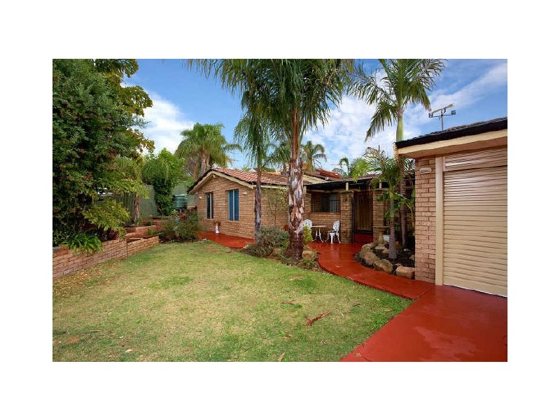 12 Bunyan Close, Spearwood WA 6163