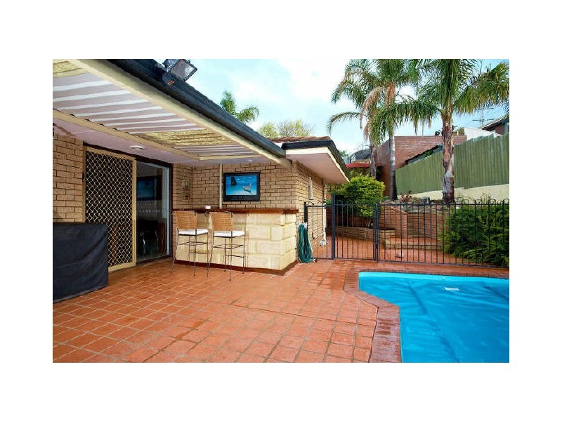 12 Bunyan Close, Spearwood WA 6163
