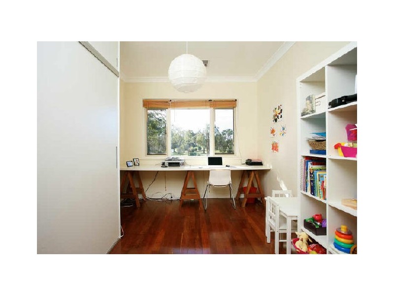 19 Hawkes Street, Coolbellup WA 6163