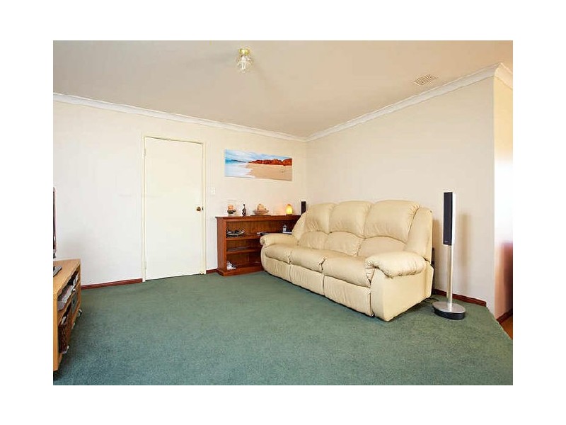 9 Tulipwood Place, South Lake WA 6164