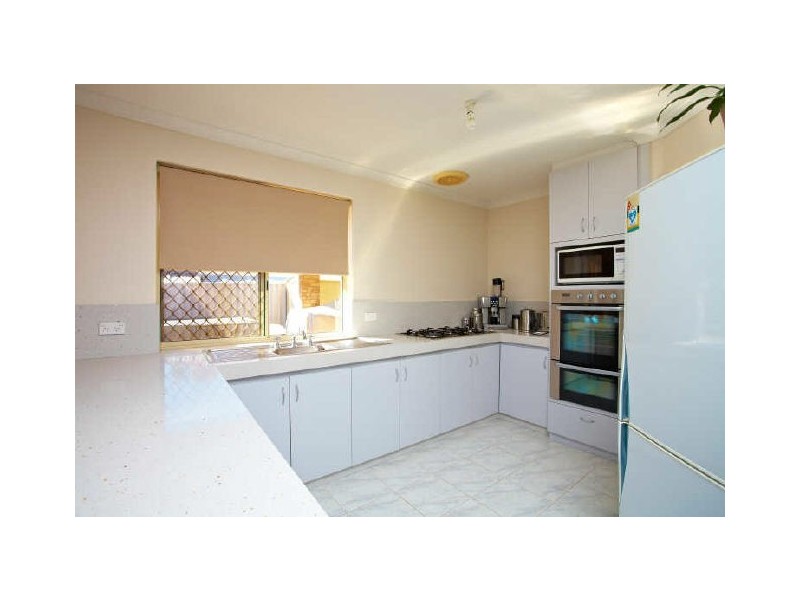 9 Tulipwood Place, South Lake WA 6164